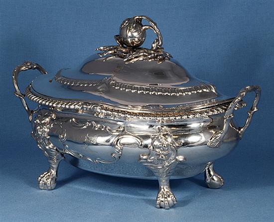 An early Victorian Irish silver soup tureen and cover,